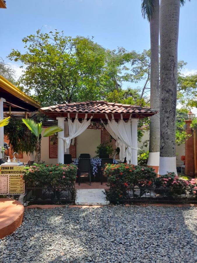 Hotel Boutique Los Gentiles Santa Fe de Antioquia Extérieur photo