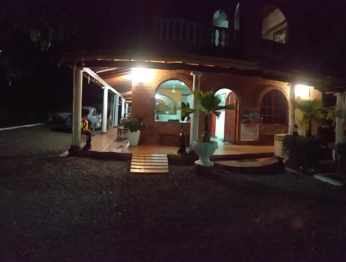Hotel Boutique Los Gentiles Santa Fe de Antioquia Extérieur photo