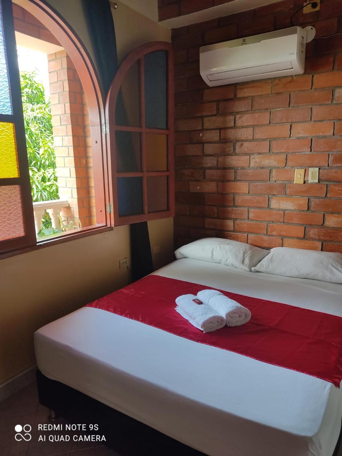 Hotel Boutique Los Gentiles Santa Fe de Antioquia Chambre photo