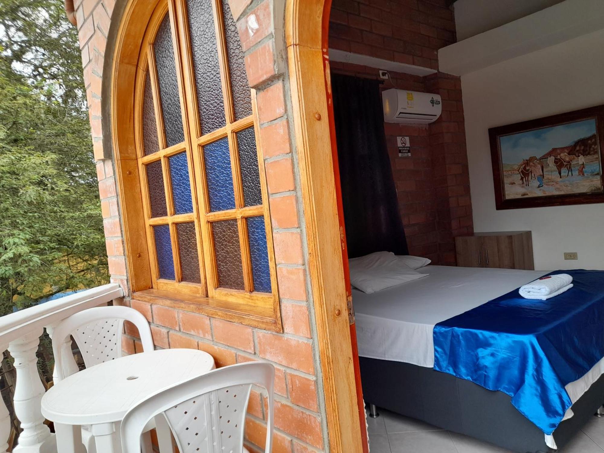Hotel Boutique Los Gentiles Santa Fe de Antioquia Chambre photo